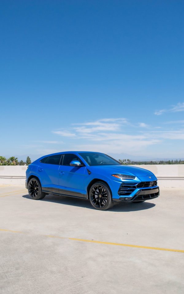 LAMBORGHINI URUS (BLUE) - Image 2