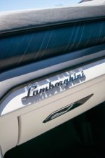 LAMBORGHINI URUS (BLUE) - Image 7