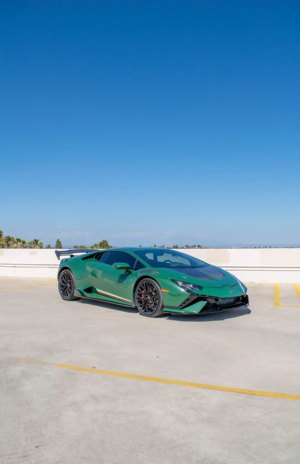 LAMBORGHINI HURACAN (GREEN) - Image 3