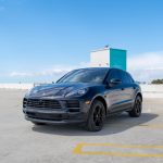 PORSCHE MACAN (BLACK)