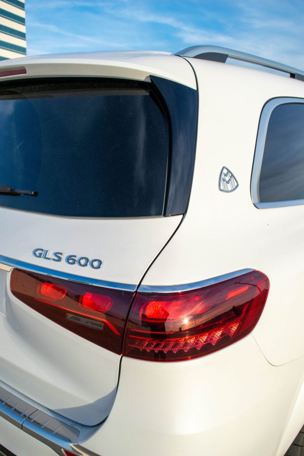 MERCEDES-MAYBACH GLS 600 (WHITE) - Image 8