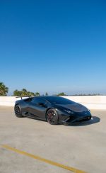 LAMBORGHINI HURACAN EVO (BLACK) - Image 2