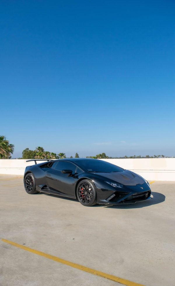 LAMBORGHINI HURACAN EVO (BLACK) - Image 2