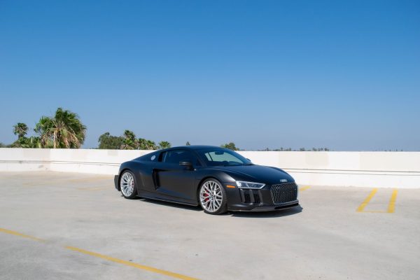 Audi R8 V10 BALCK - Image 3