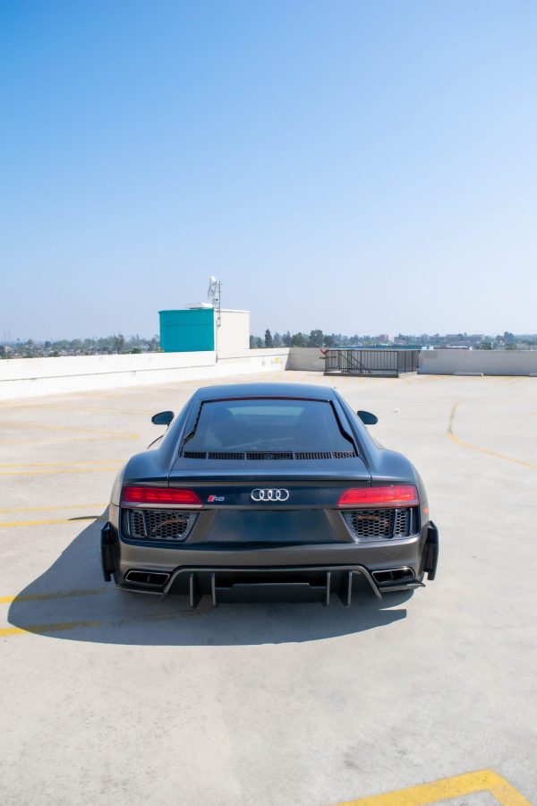 Audi R8 V10 BALCK - Image 5