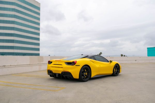 FERRARI 488 GTB YELLOW - Image 6