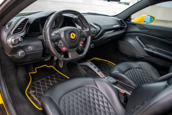 FERRARI 488 GTB YELLOW - Image 8