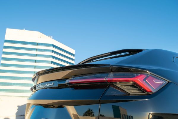 LAMBORGHINI URUS S (BLACK) - Image 6