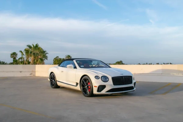BENTLEY CONTINENTAL GT CONVERTIBLE - Image 2