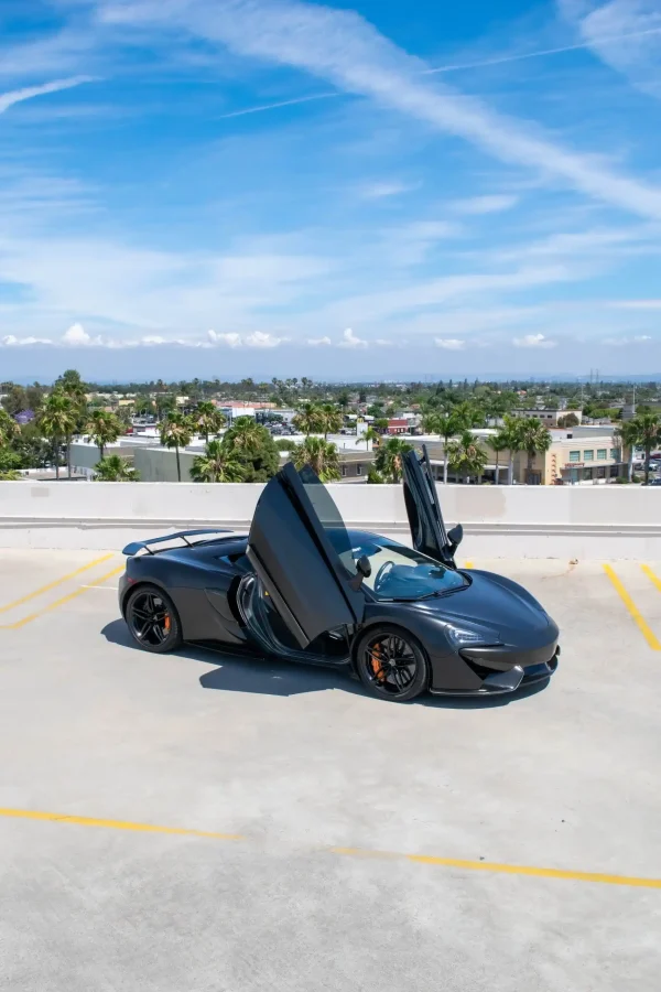 MCLAREN 570S - Image 6