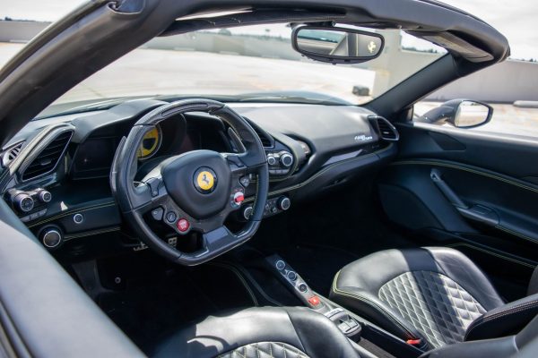 FERRARI 488 SPIDER GREY - Image 6