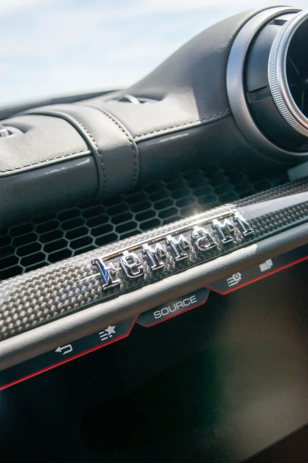 FERRARI PORTAFINO - Image 4