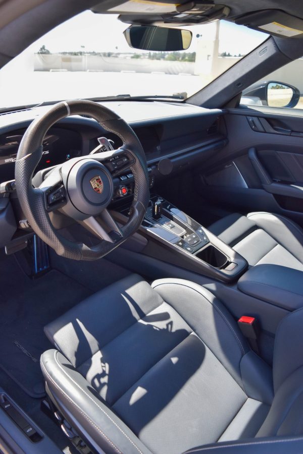 PORSCHE 911 CARRERA GTS - Image 9