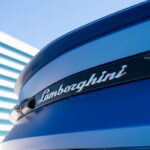 Lamborghini Urus (Blue) - Image 4